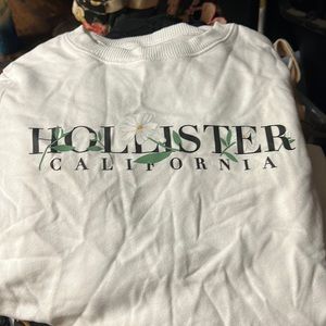 Hollister sweatshirt. Small